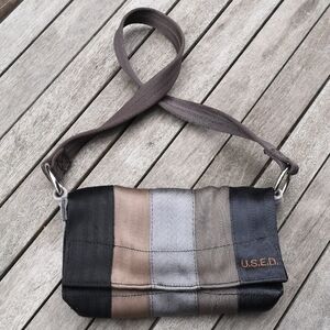 U.S.E.D. seatbelt bag